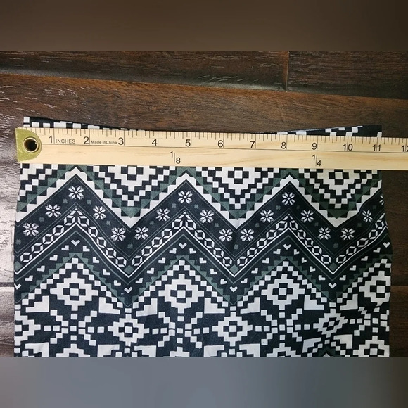 No Boundaries Womens Chevron Print Leggings - Picture 6 of 8